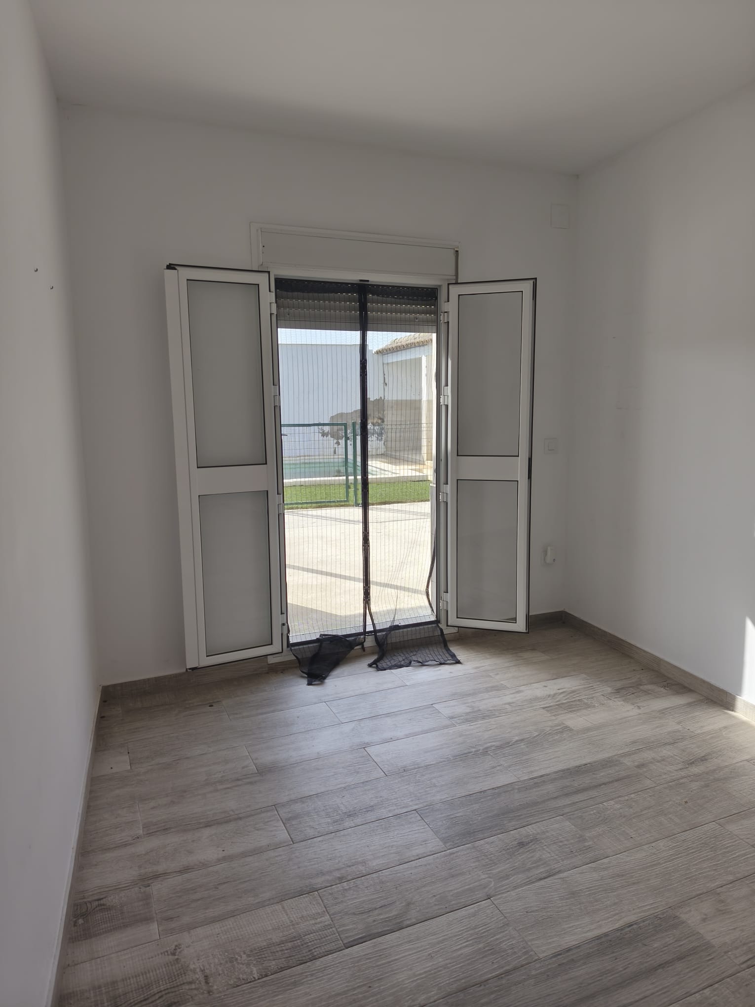 finca rustica  con casa y piscina